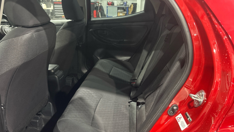 Toyota Yaris 1.5 Hybrid Design 5dr CVT Hybrid Hatchback